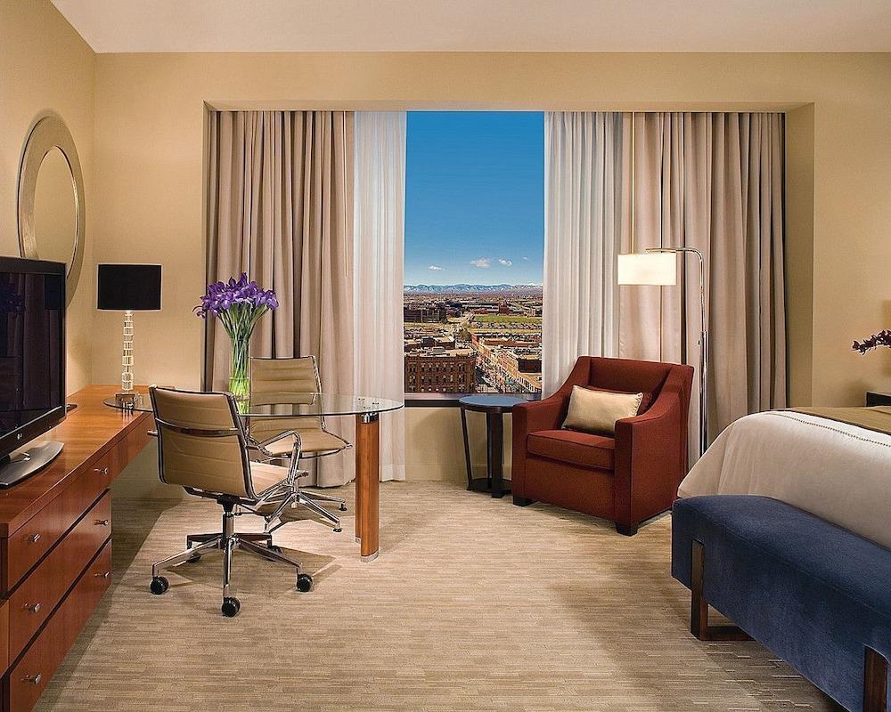 Four Seasons Hotel DEN Rom bilde