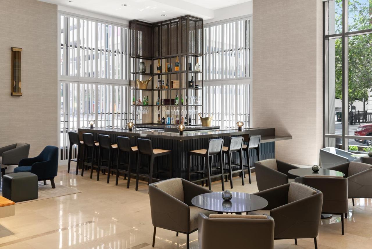 Four Seasons Hotel DEN Eksteriør bilde
